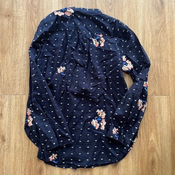 Ann Taylor LOFT The Softened Shirt Long Sleeve Button Blouse Navy Women’s Sz S - Picture 3 of 6
